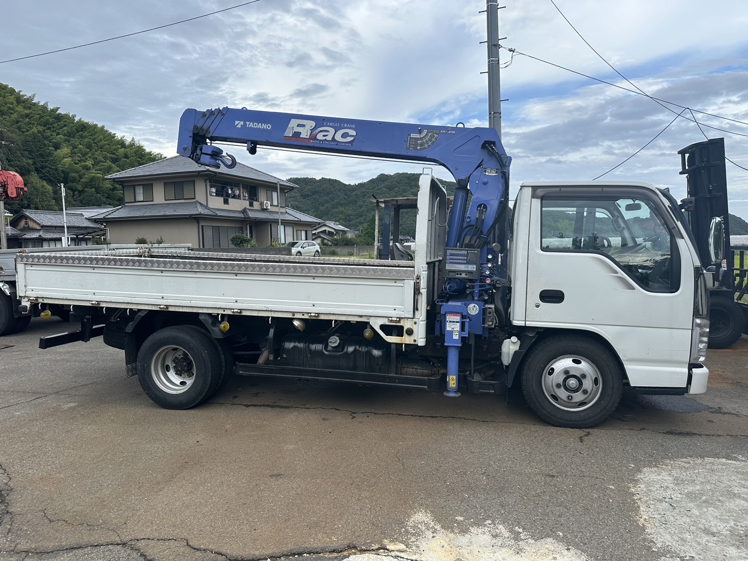  ISUZU BKG-NKR85AR